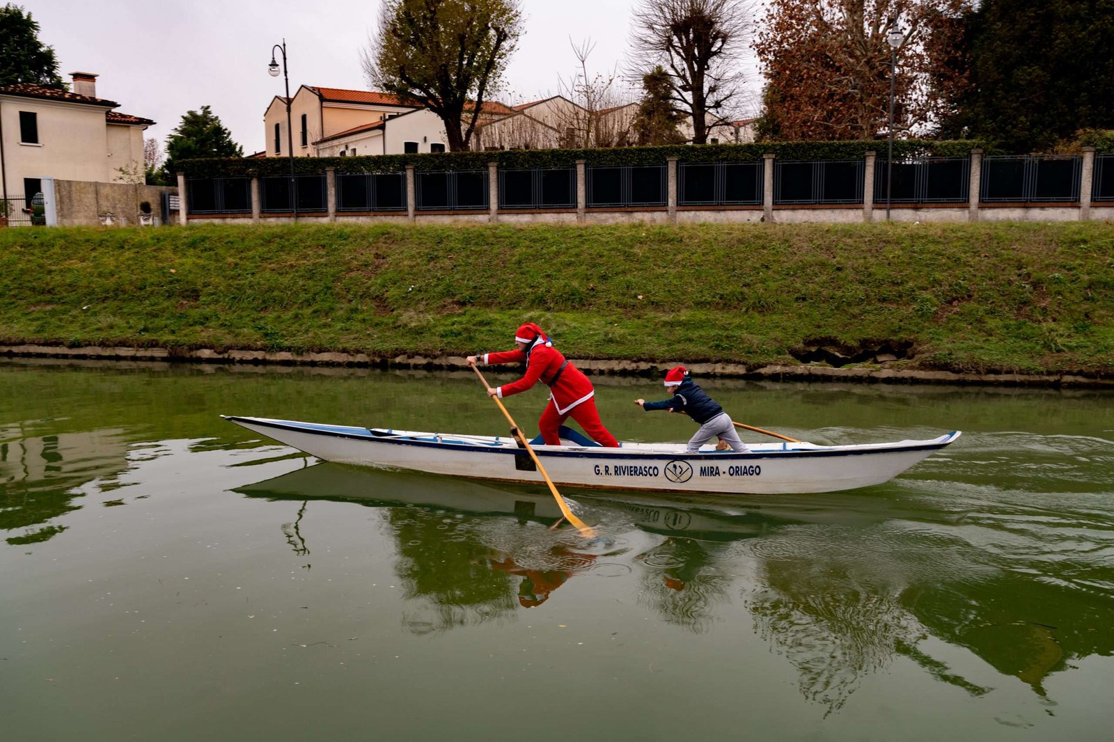 Regata dei babbi natale - 2021 (58)